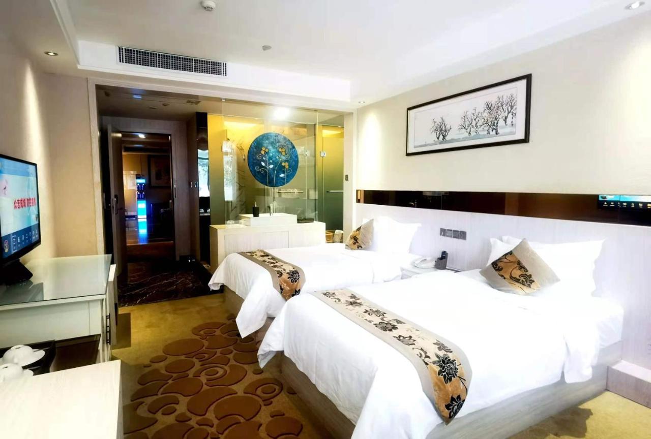 Paco Hotel Tianhe Coach Terminal Metro Satation Guangzhou-Free Shuttle Bus For Canton Fair Eksteriør bilde