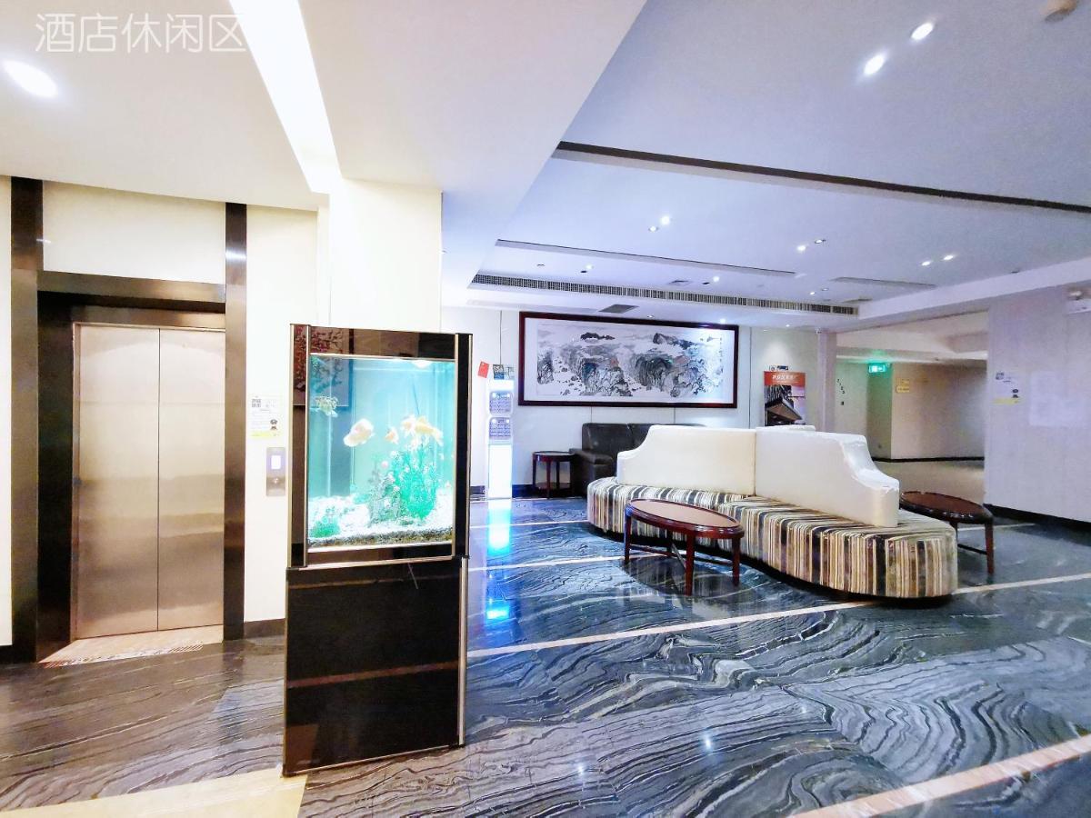 Paco Hotel Tianhe Coach Terminal Metro Satation Guangzhou-Free Shuttle Bus For Canton Fair Eksteriør bilde