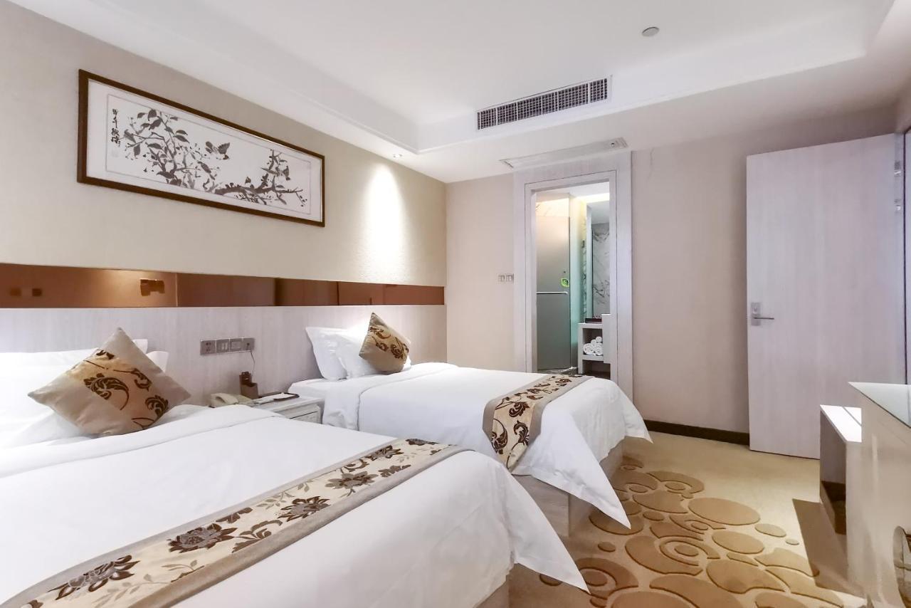 Paco Hotel Tianhe Coach Terminal Metro Satation Guangzhou-Free Shuttle Bus For Canton Fair Eksteriør bilde