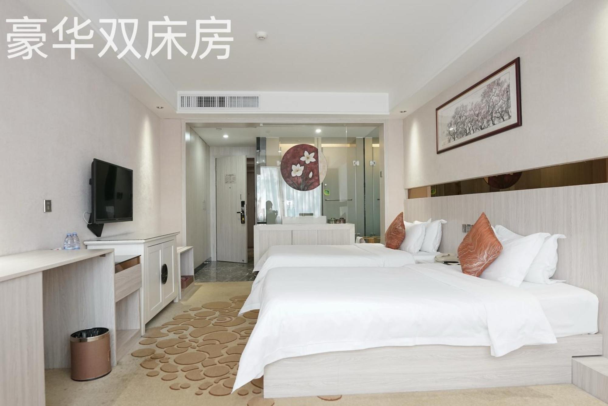 Paco Hotel Tianhe Coach Terminal Metro Satation Guangzhou-Free Shuttle Bus For Canton Fair Eksteriør bilde